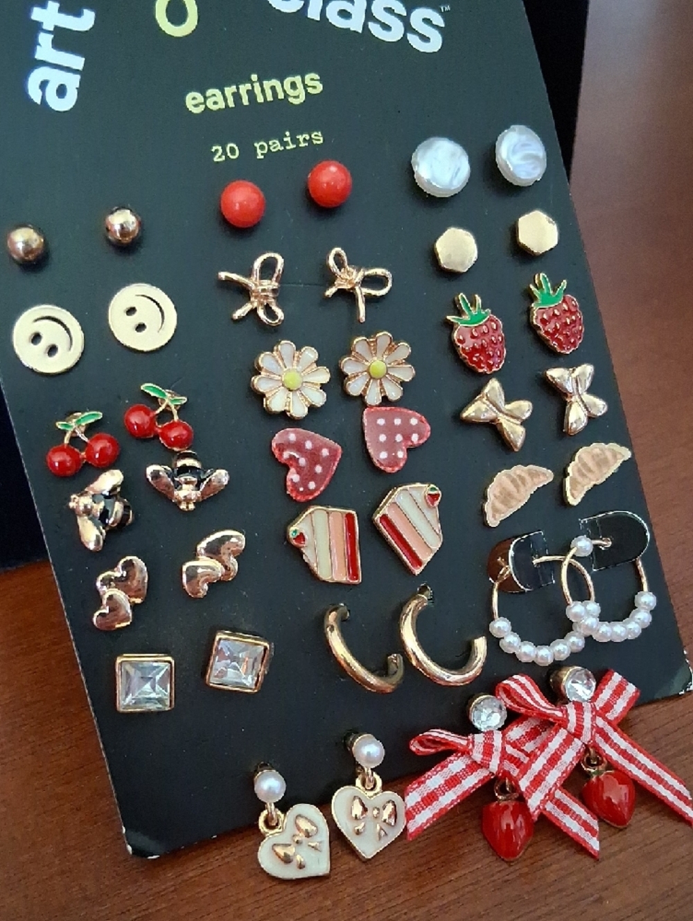 NWT Assorted Goldtone Earring Set AA100